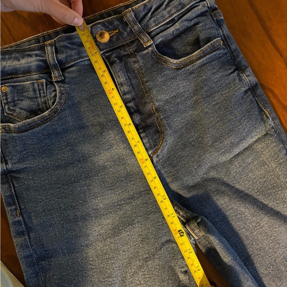 Zara Z1975 HIGH RISE FLARED JEANS - Picture 8 of 10